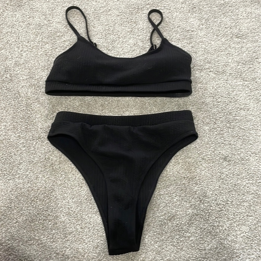 Zaful bikini size small. Black. High waisted cheeky